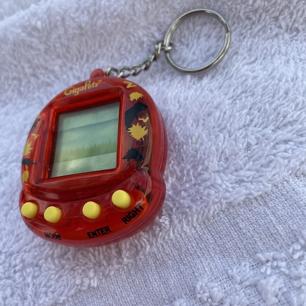 Giga Pets Dinosaurs Digital Toy Keychain Pet Game 2018 Top Secret Toys Tested